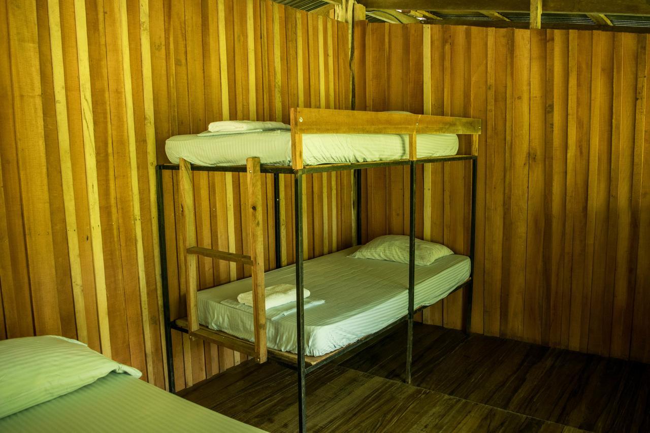 Albergue La Laguna Puerto Jiménez Buitenkant foto